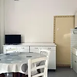 Διαμέρισμα Bilocale Fronte Mare - Rm08