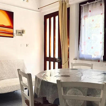 Διαμέρισμα Bilocale Fronte Mare - Rm08 *